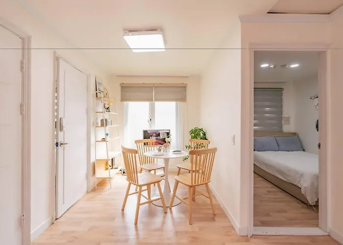 House For Large Families, Metro 2min, #security Villa *