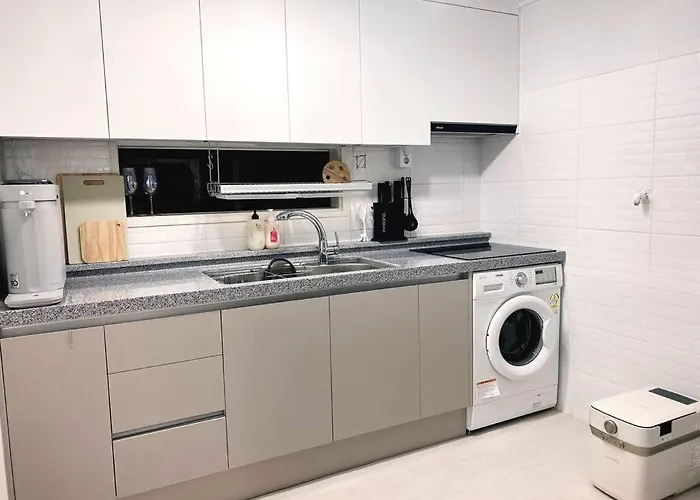 Villa House For Large Families, Metro 2min, #security Seúl