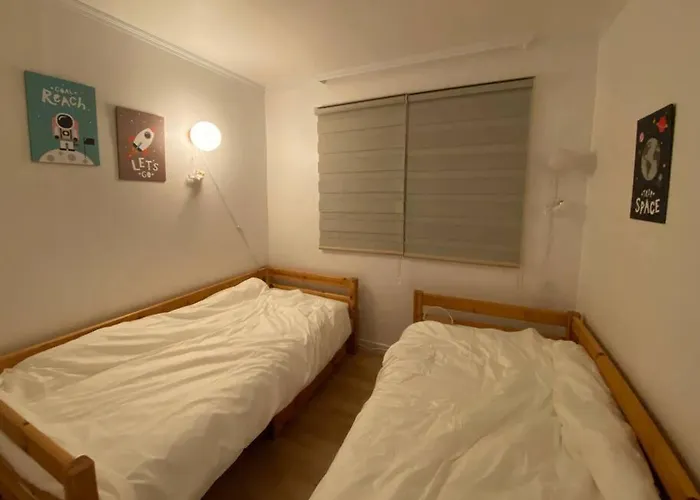 House For Large Families, Metro 2min, #security Villa *