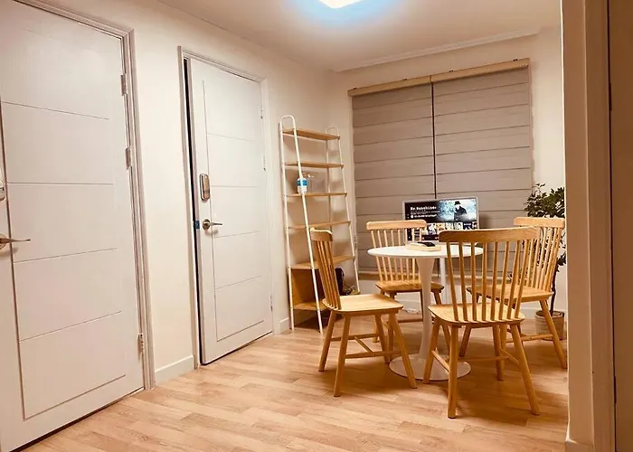 House For Large Families, Metro 2min, #security *
