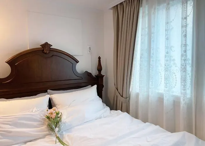 Villa House For Large Families, Metro 2min, #security *
