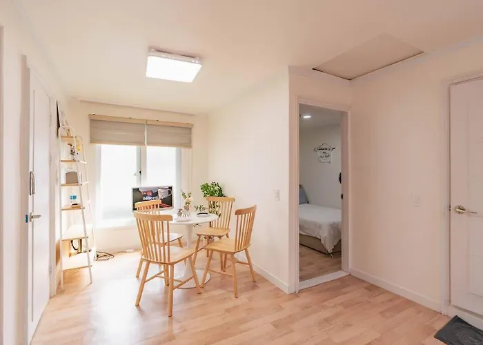 House For Large Families, Metro 2min, #security Villa *