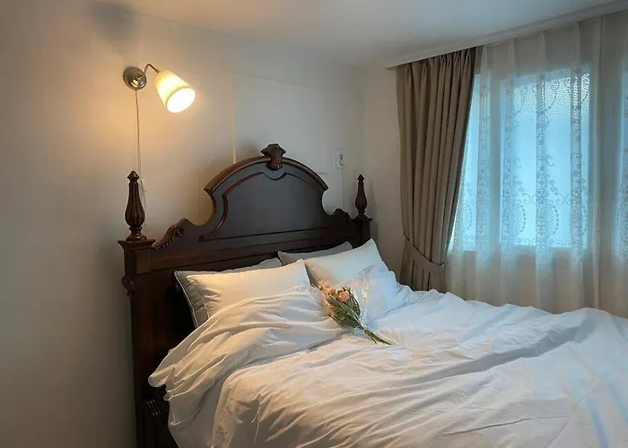House For Large Families, Metro 2min, #security Villa