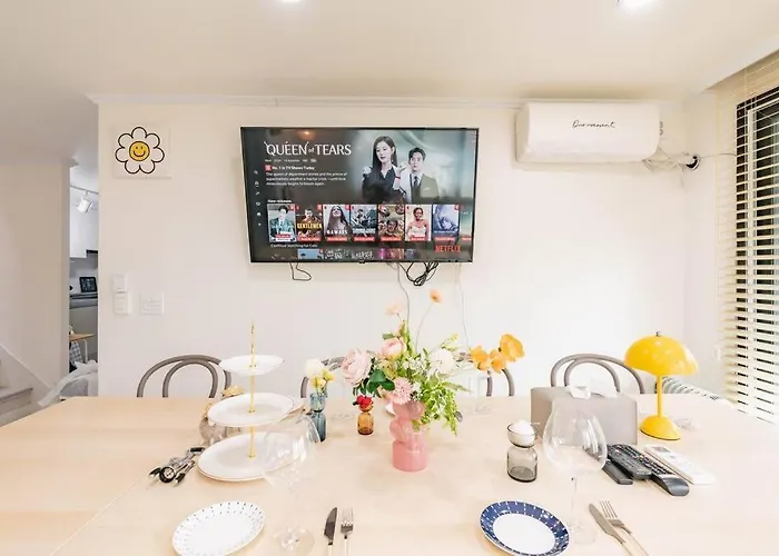 House For Large Families, Metro 2min, #security Villa *