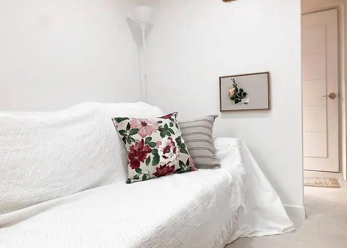 Villa House For Large Families, Metro 2min, #security *