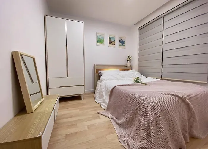 Villa House For Large Families, Metro 2min, #security *